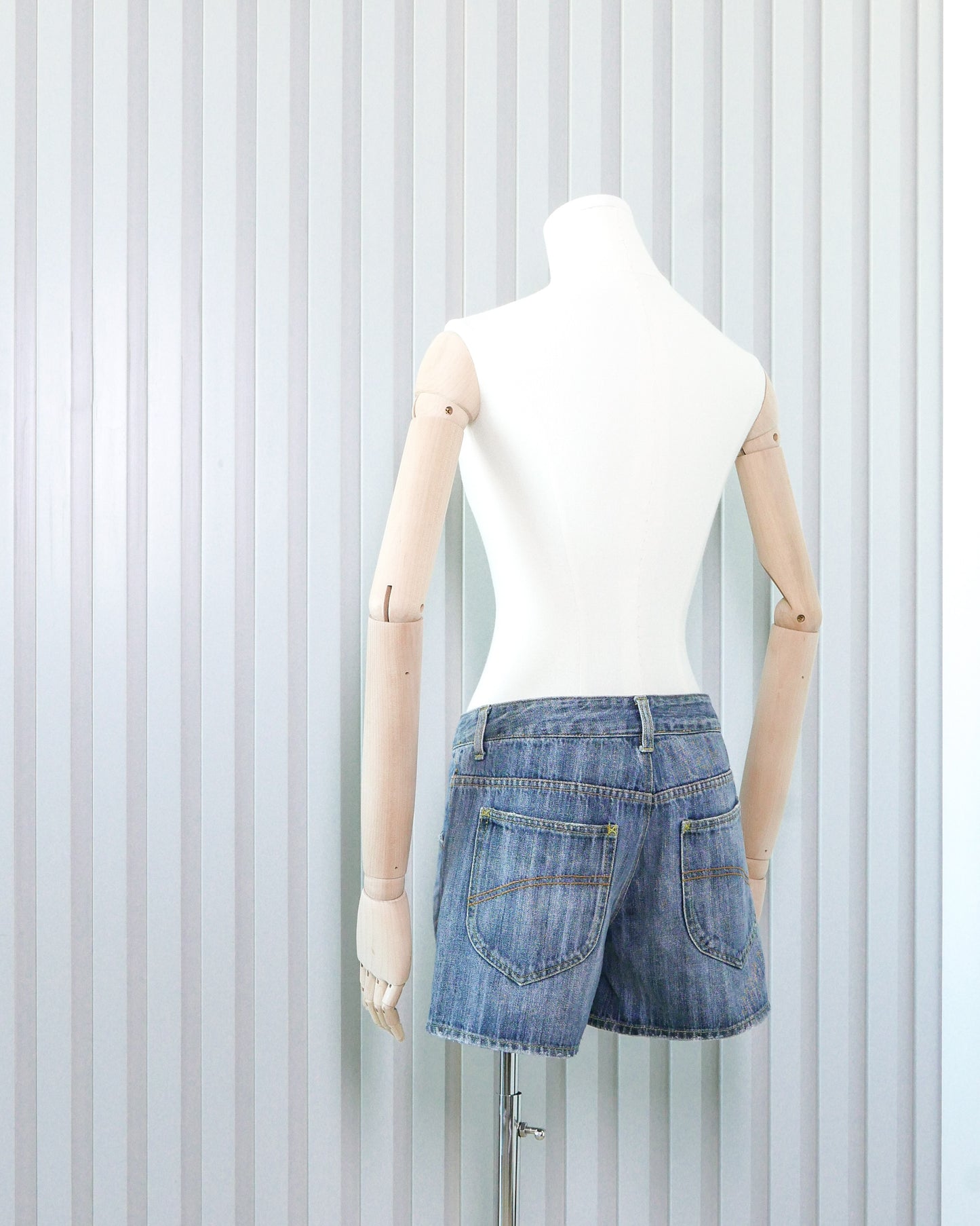 Denim Shorts 牛仔短褲 | KOMMONS