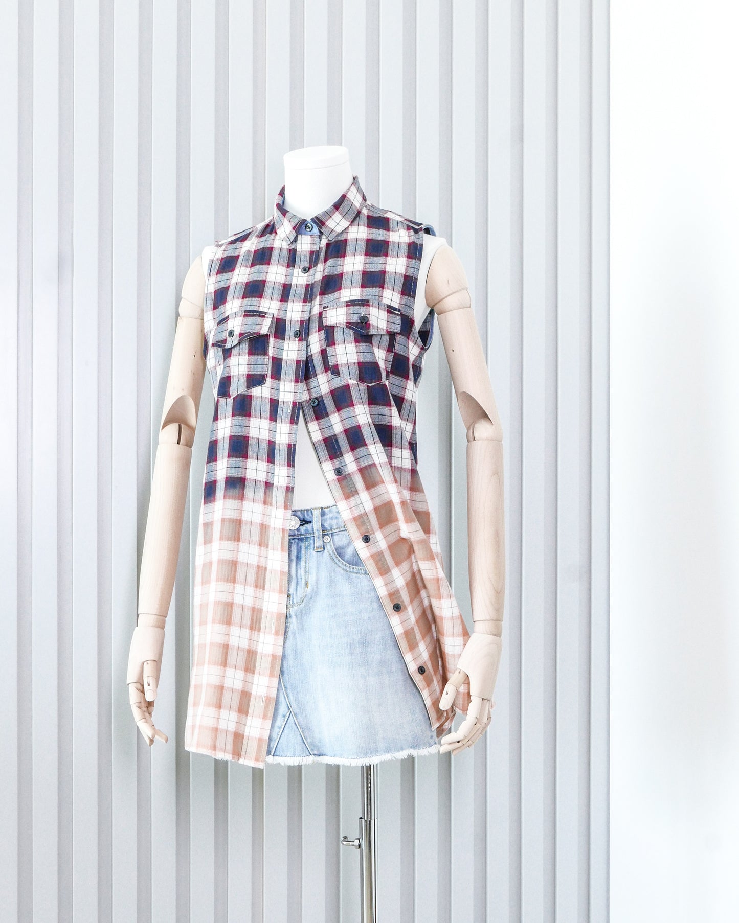 TOMMY HILFIGER Plaid Ombre Button Front Vest Shirt 格子漸變色背心恤衫 | KOMMONS