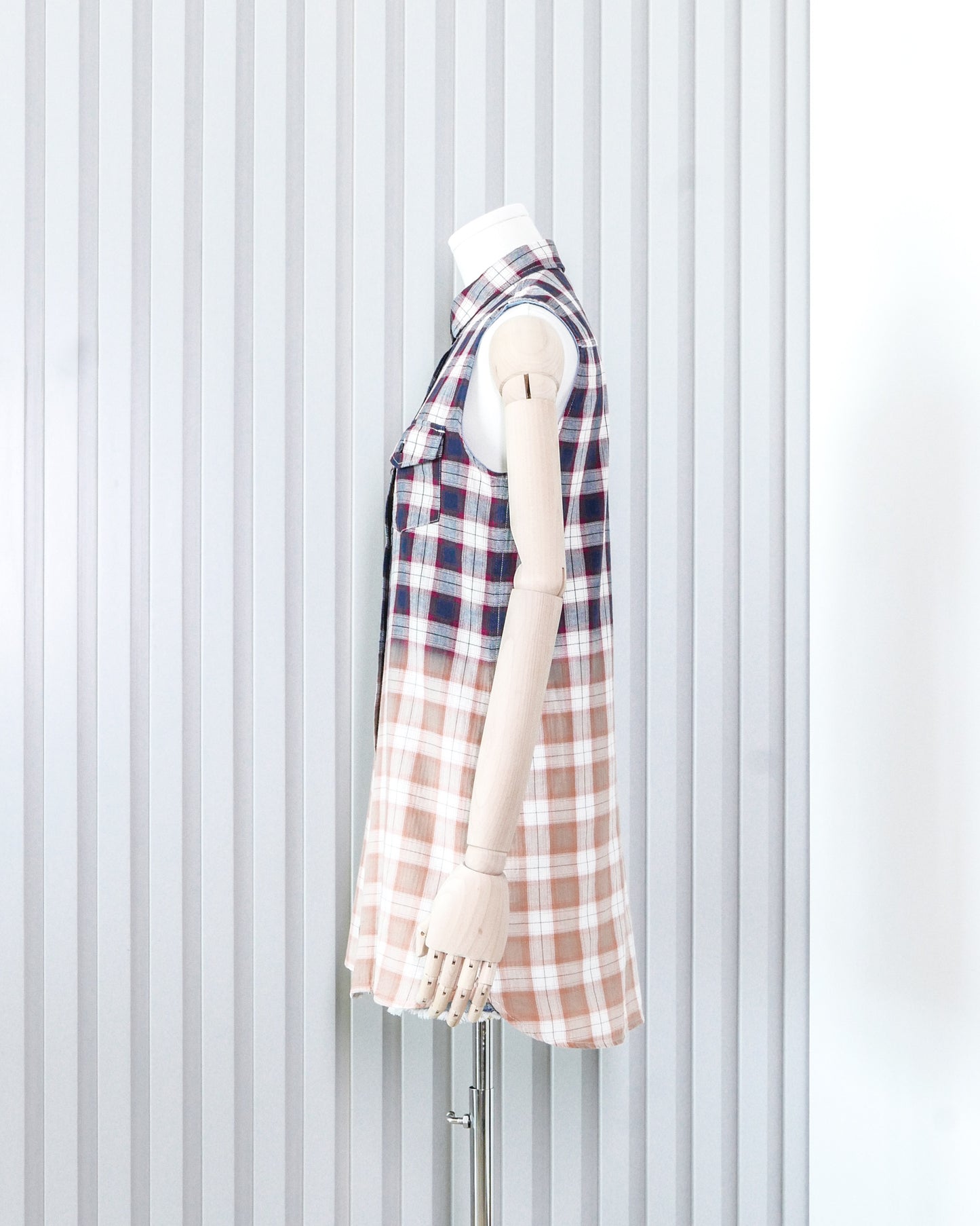 TOMMY HILFIGER Plaid Ombre Button Front Vest Shirt 格子漸變色背心恤衫 | KOMMONS