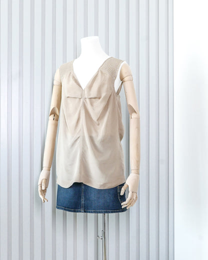 ZUCCA Utilitarian Style V-neck Long Vest with Strap Detail 工裝綁帶設計V領長背心 | KOMMONS