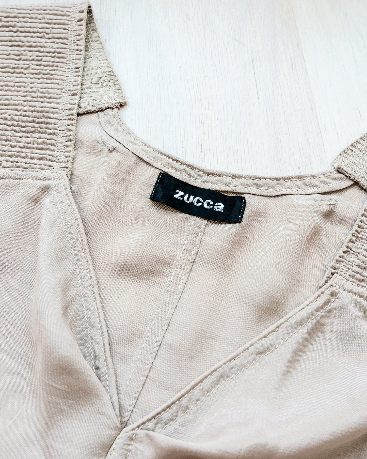 ZUCCA Utilitarian Style V-neck Long Vest with Strap Detail 工裝綁帶設計V領長背心 | KOMMONS