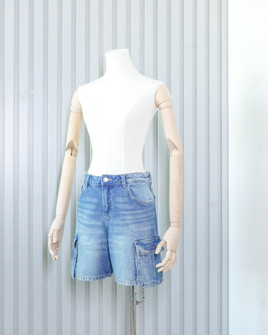 BERSHKA Denim Cargo Jorts 牛仔工裝短褲 | KOMMONS