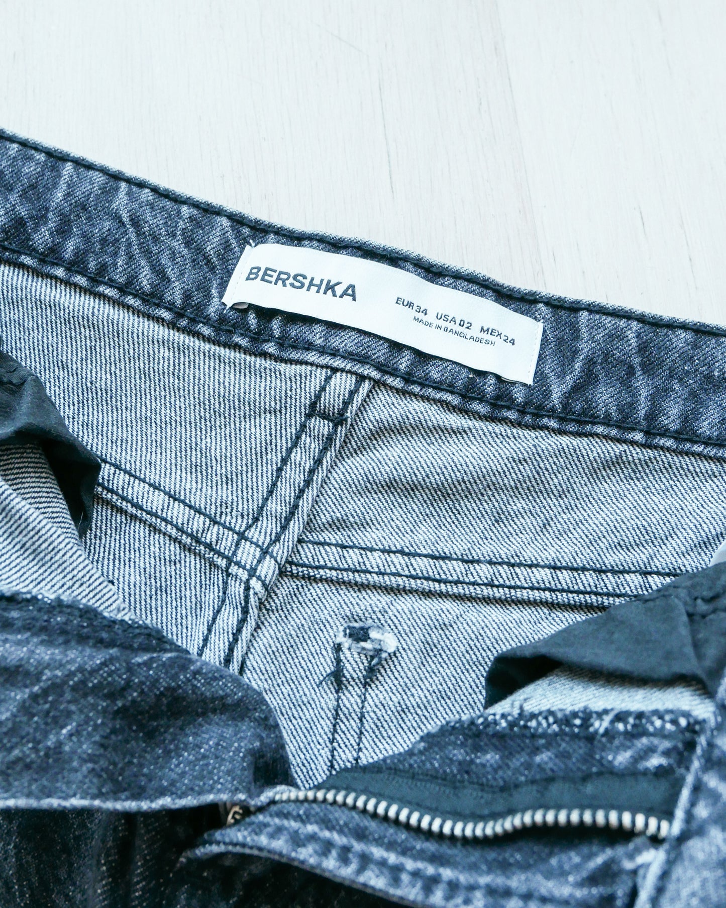 BERSHKA Denim Cargo Jorts 牛仔工裝短褲 | KOMMONS