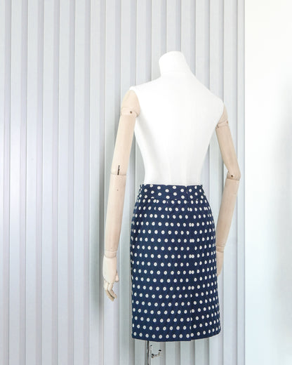BANANA REPUBLIC Polka Dot Embroidery Pencil Skirt 波點刺繡半截裙 | KOMMONS